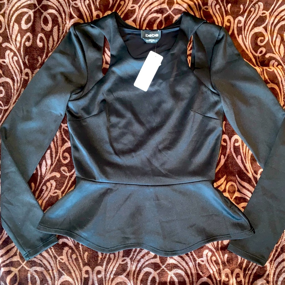 Women’s Size Small BeBe Black Long Sleeve Dressy Blouse